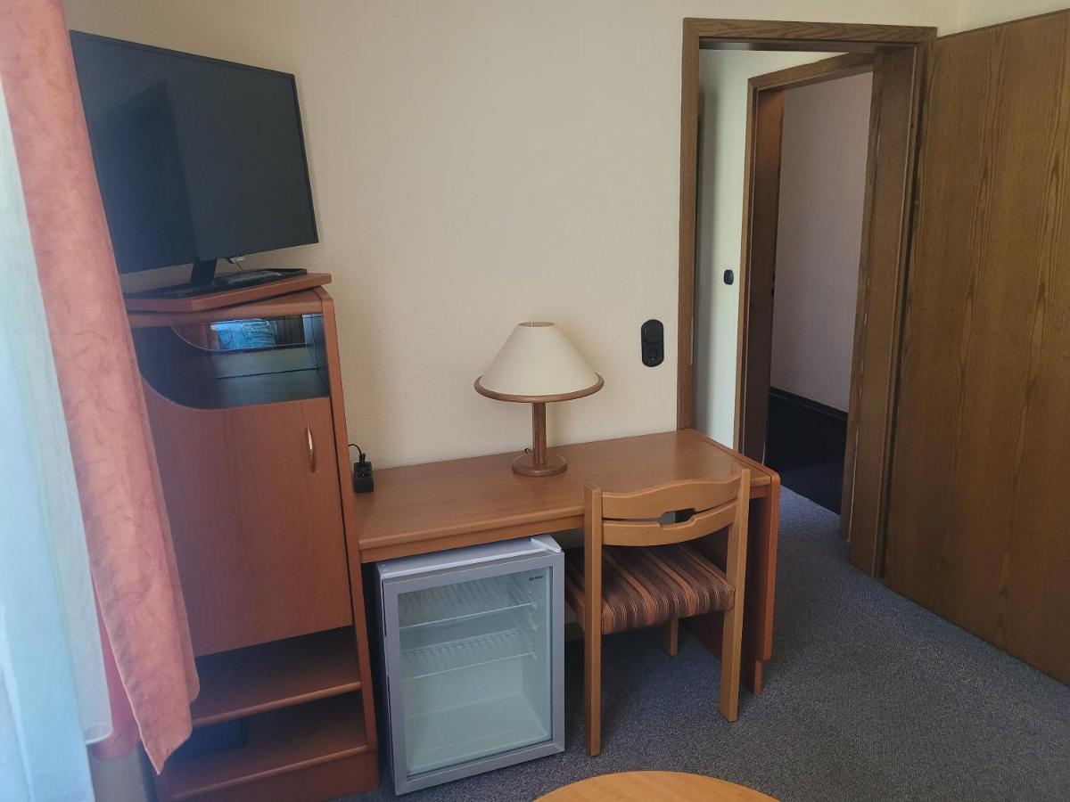 Ems-Hotel Emden Luaran gambar